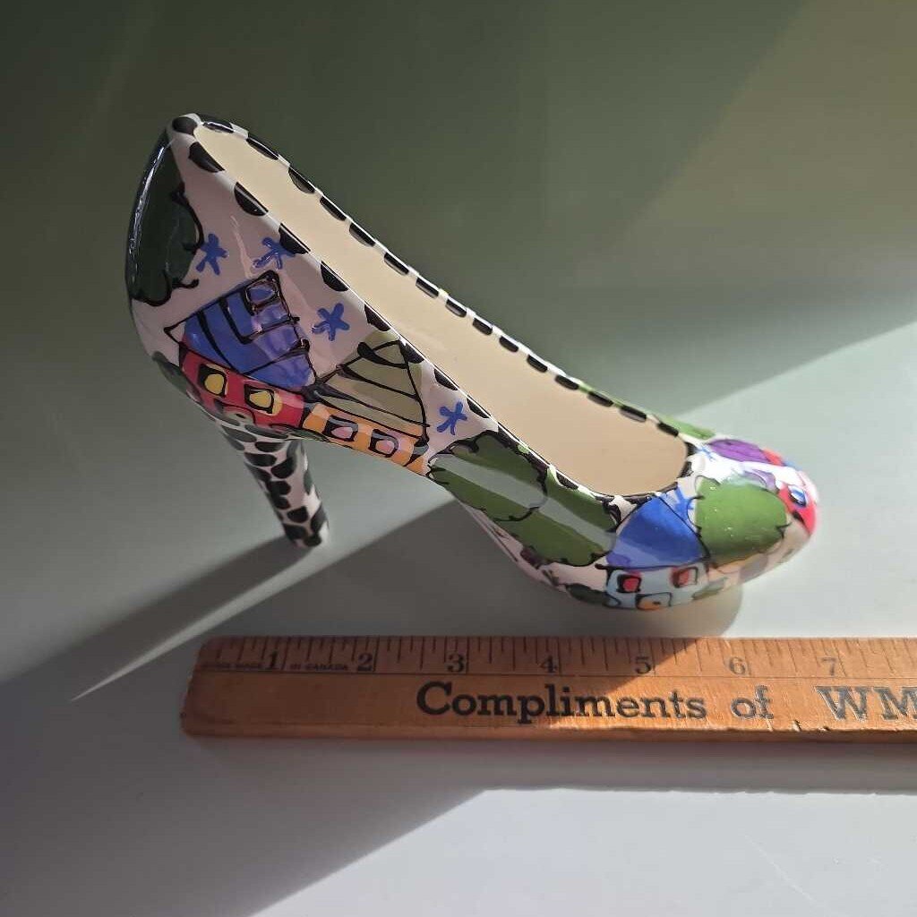 Vintage Robin Sterling Hand Painted Ceramic Shoe - Houses