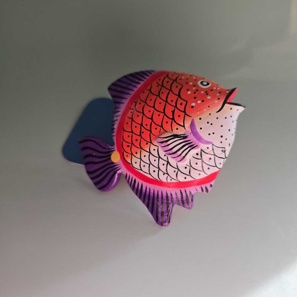 Handpainted Wood Fish Scarf/Sarong Holder