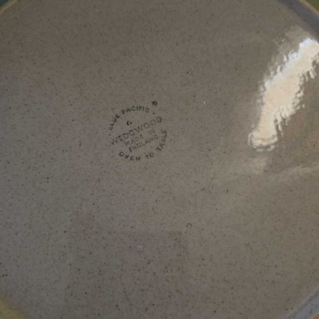 Wedgwood Pacific Blue Covered Casserole 8" WWBLPA-C3