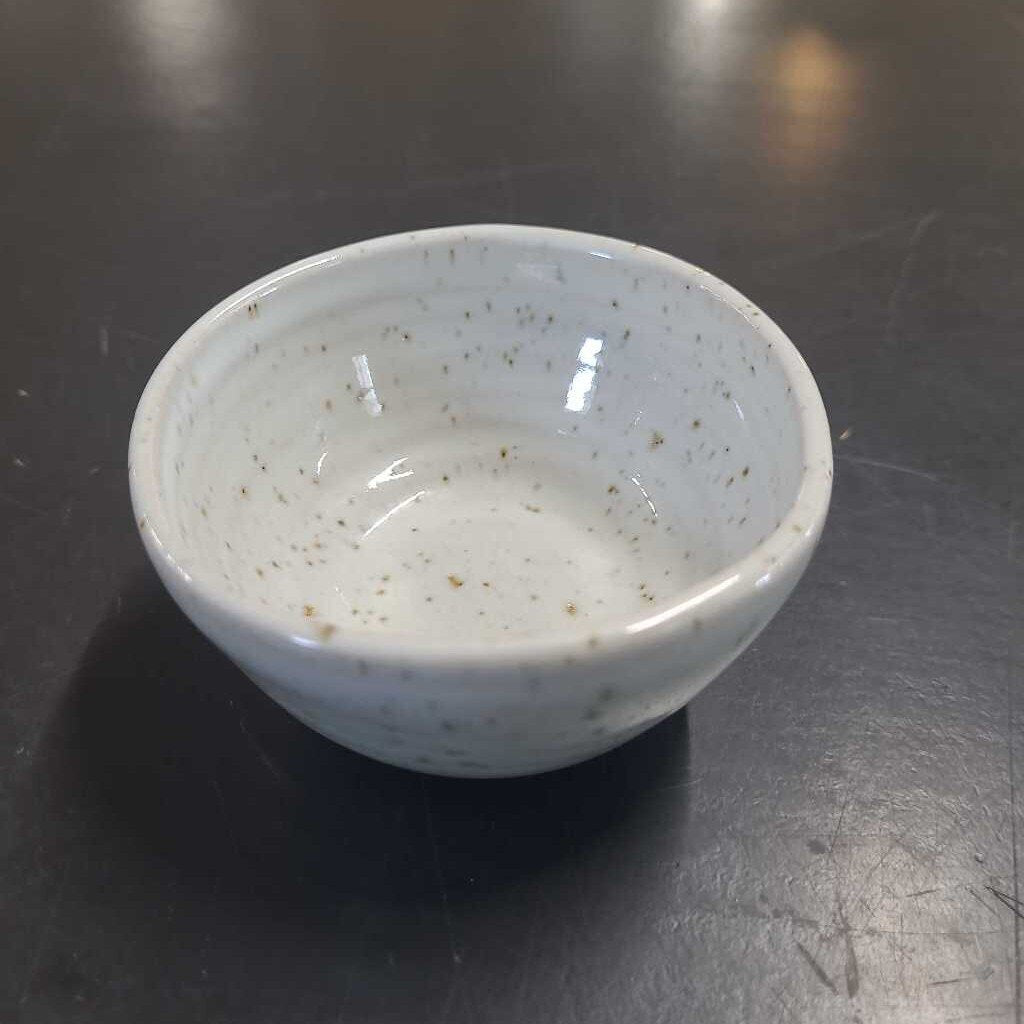 WHITE CERAMIC BOWL