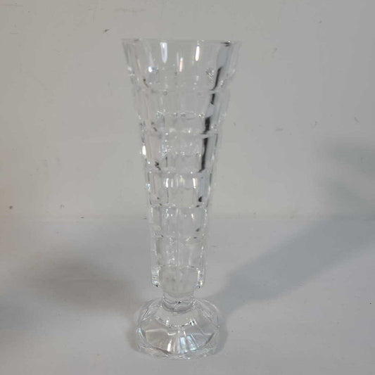 GLASS BUD VASE