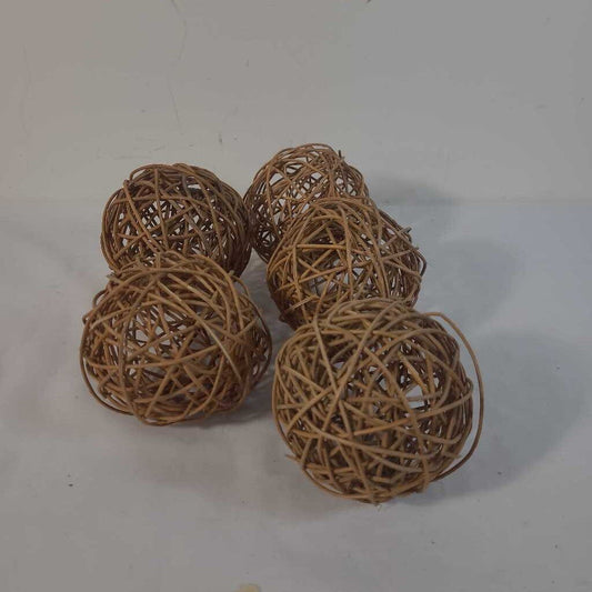 S/5 DEC BALLS