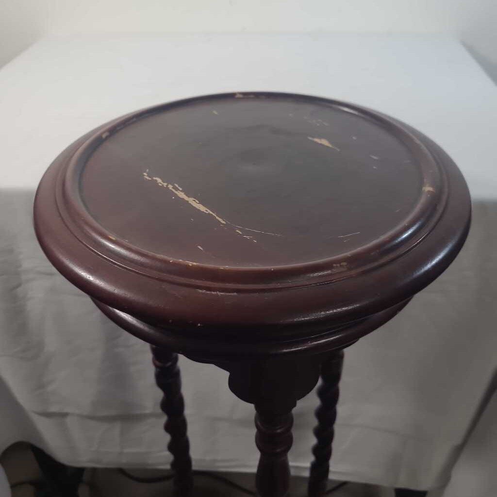 MAHOGANY BARLEY TWIST LEG PLANT STAND