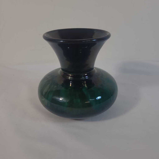 BLUE MOUNTAIN VASE
