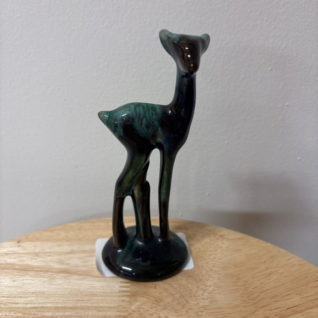MINI DEER FIGURINE BLUE MOUNTAIN POTTERY DEEP GREEN DRIP GLAZE FINISH CANADIAN