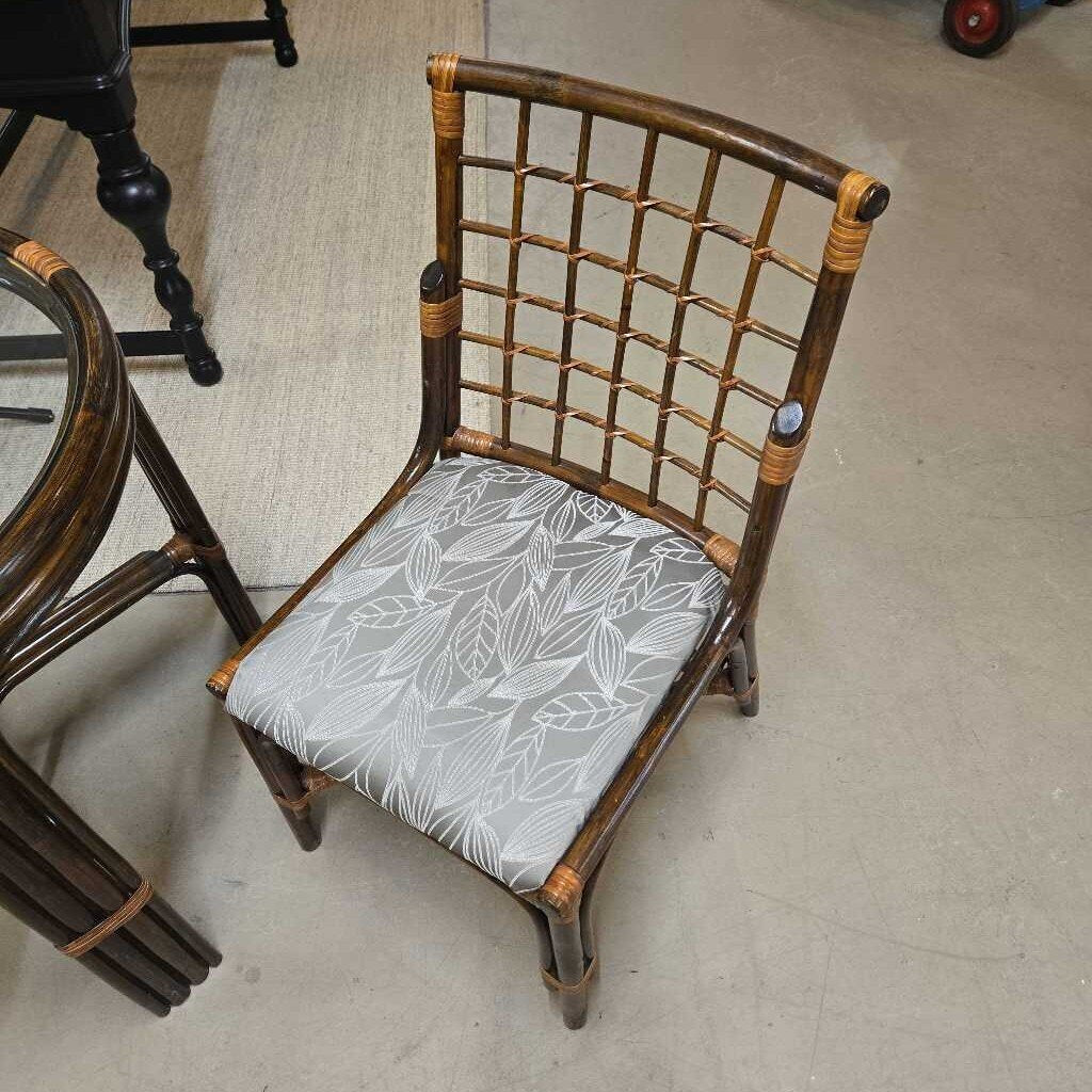 GLASS TOP RATTAN TABLE W/2 CHAIRS