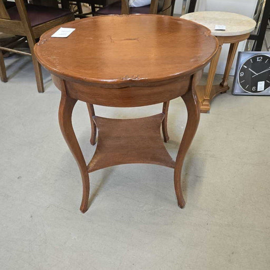 ROUND WOODEN ACCENT TABLE
