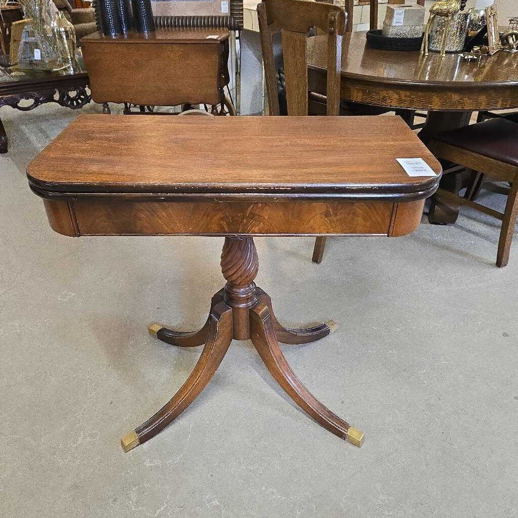 FLIP TOP CARD TABLE