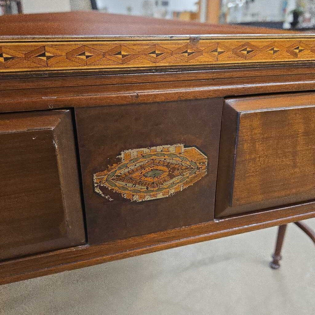 ANTIQUE WOODEN WRITING DESK