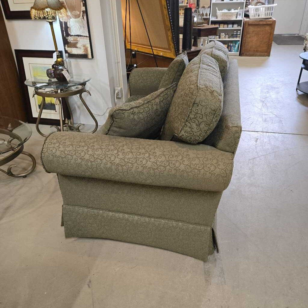 GREEN LOVESEAT