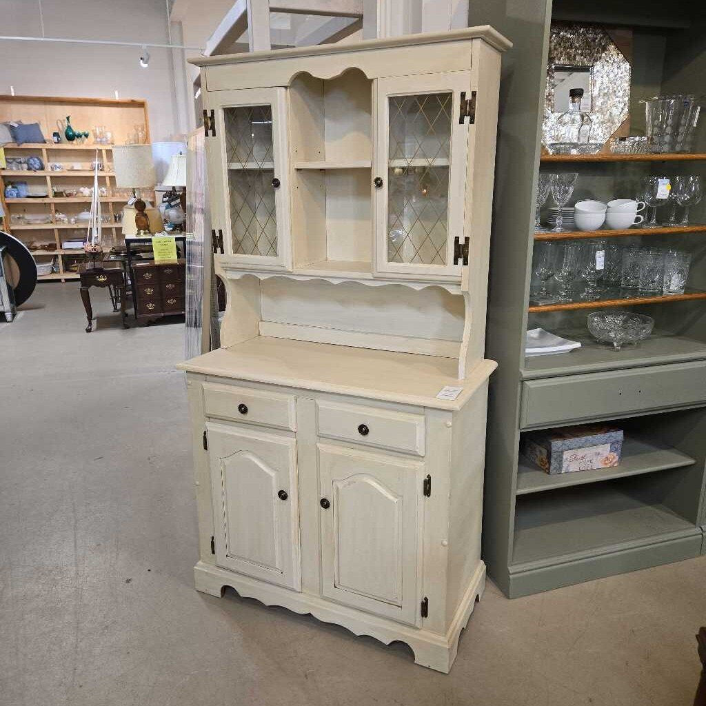 2PC CREAM BUFFET & HUTCH