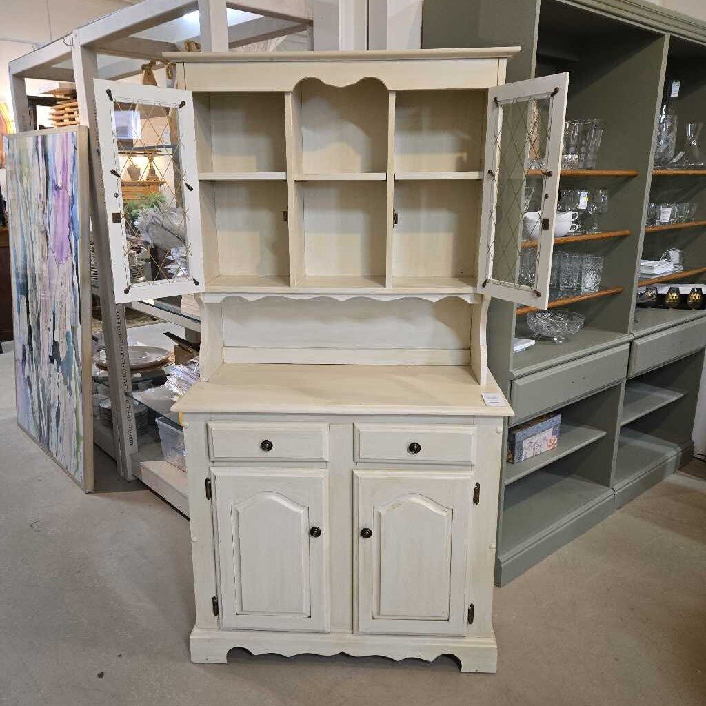 2PC CREAM BUFFET & HUTCH