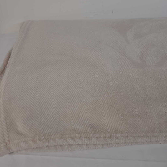 HERRINGBONE BLANKET