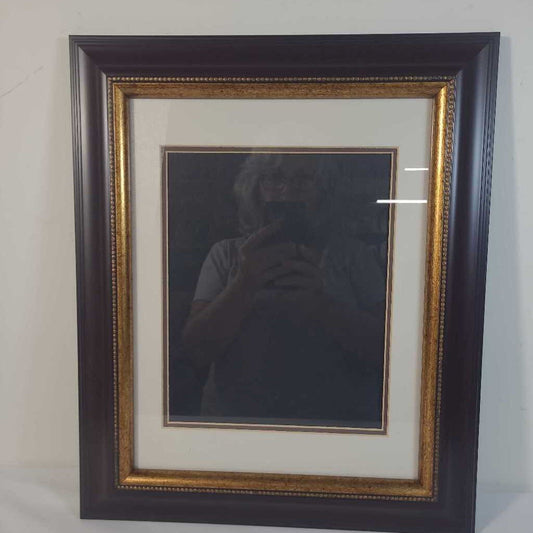 17.5" X 14.5" PICTURE FRAME