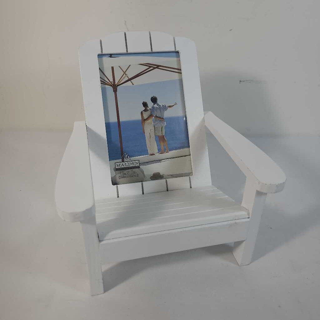 MUSKOKA CHAIR PICTURE FRAME