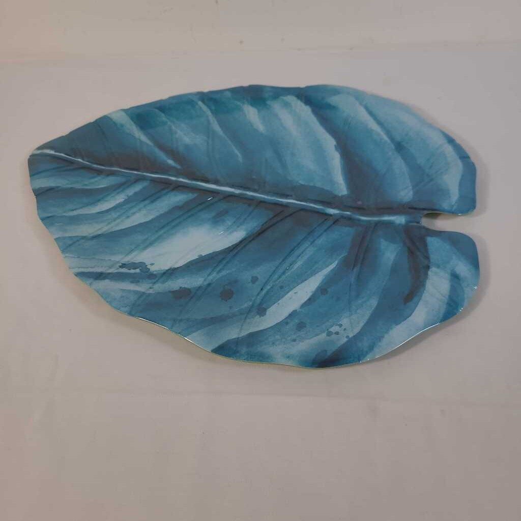 BLUE ACRYLIC LEAF PLATE