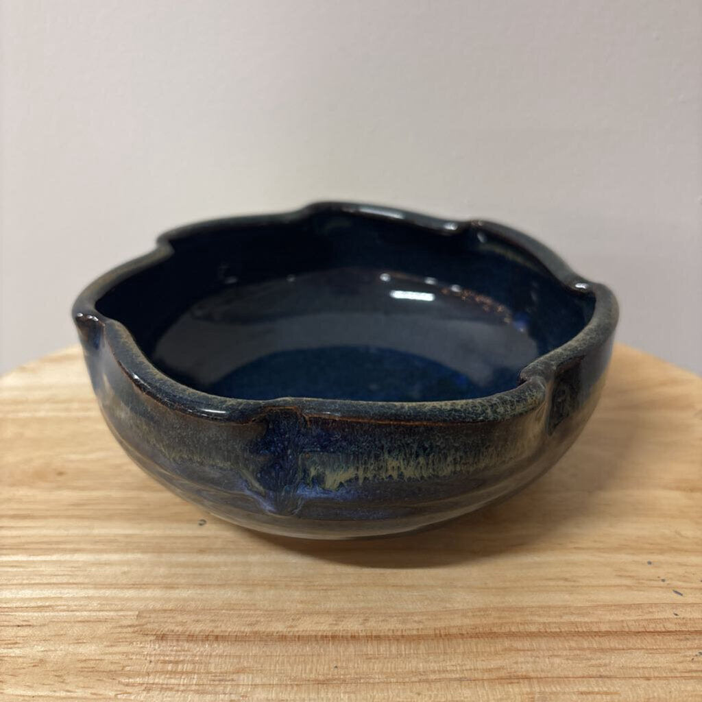 Hand Thrown Merry Pottery Bowl (Layered Blue Glaze)