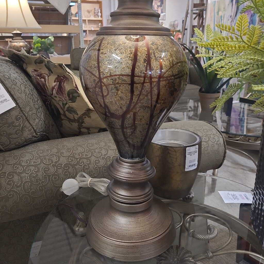 BROZE/BROWN LAMPS W/ SHADE