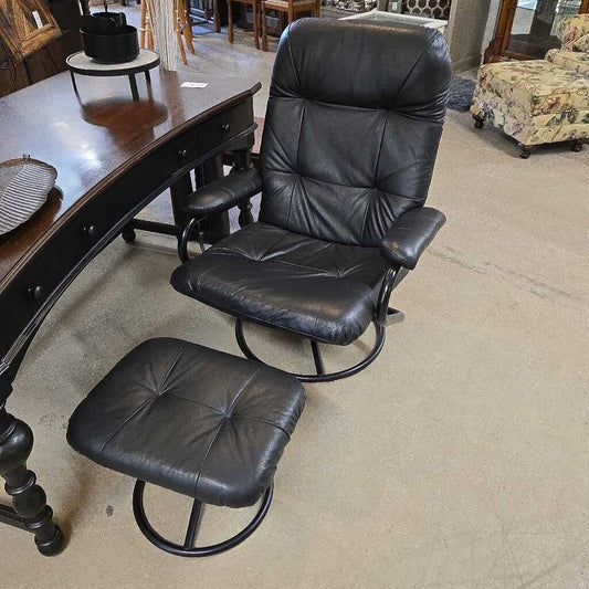 BLACK RECLINING/SWIVEL CHAIR & STOOL