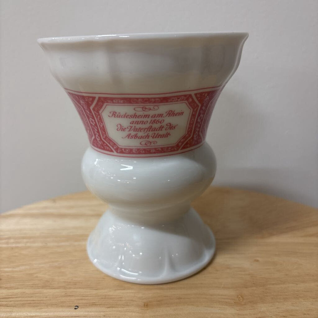 HEINRICH RUDESHEIMER PORCELAIN CUPS