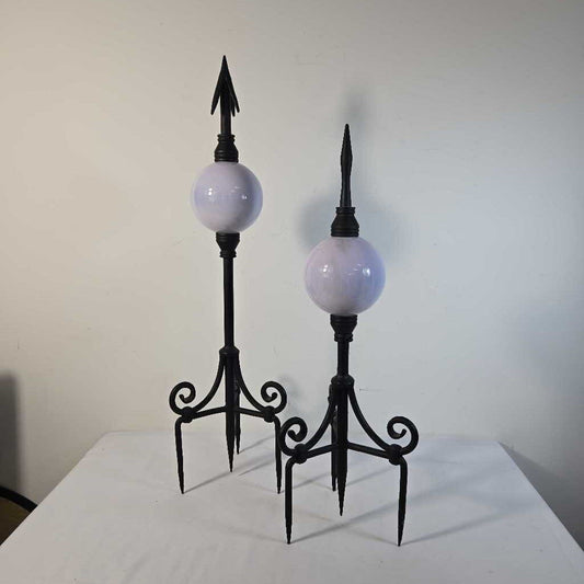 PR IRON/ GLASS SPHERE GARDEN DECOR