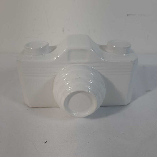 WHITE CERAMIC CAMERA DECOR