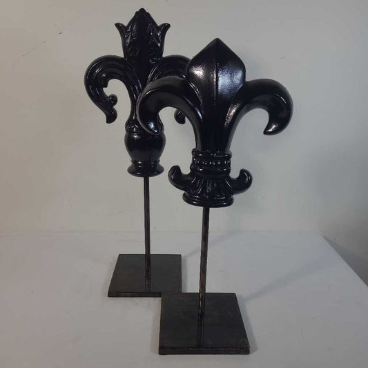 PR FLEUR DE LIS TABLETOP DECOR