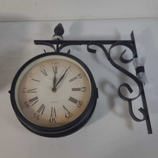 DOUBLE SIDED STATION CLOCK