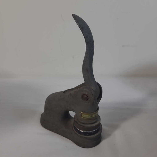 VTG EMBOSSED SEAL PRESS