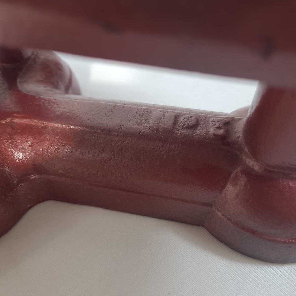 ANTIQUE CAST IRON NO 3 SCALE