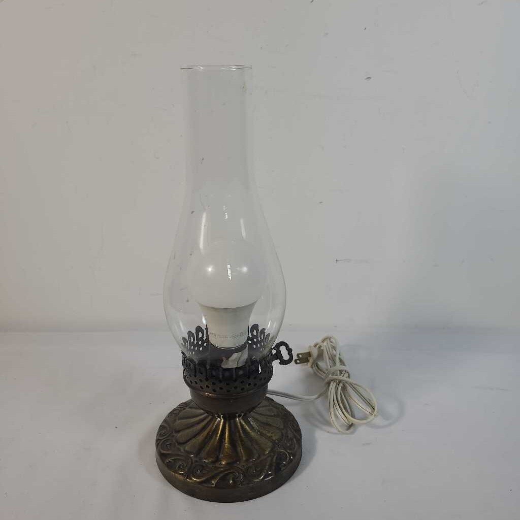 VTG OIL LAMP TABLE LAMP