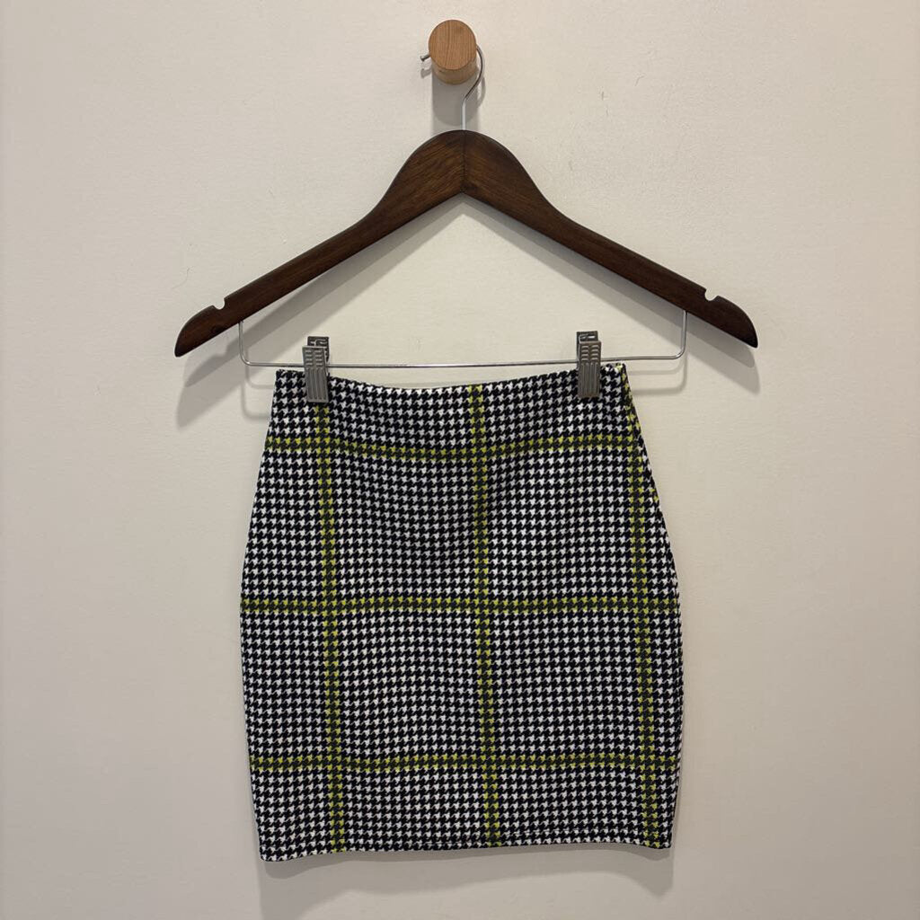 HOUNDSTOOTH PENCIL MINI SKIRT