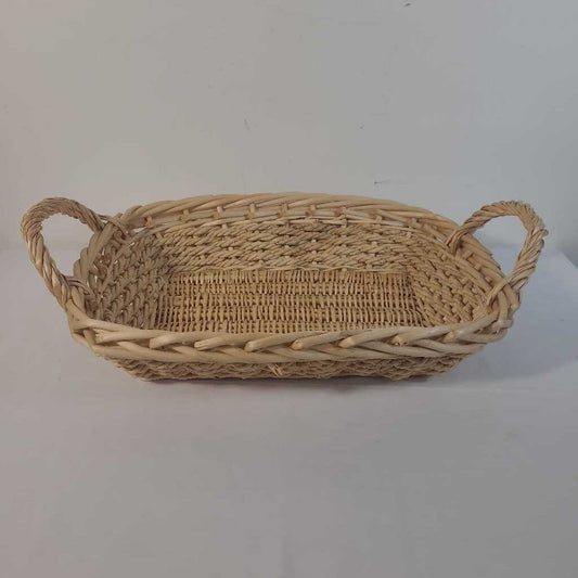 WOVEN BASKET W/ HANDLES