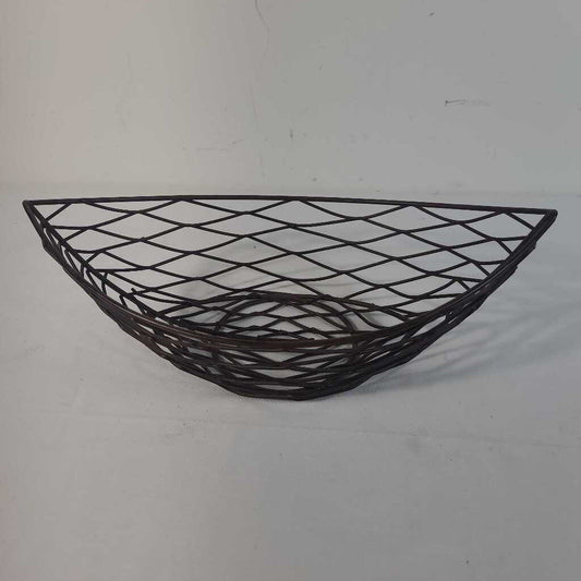 WIRE BASKET