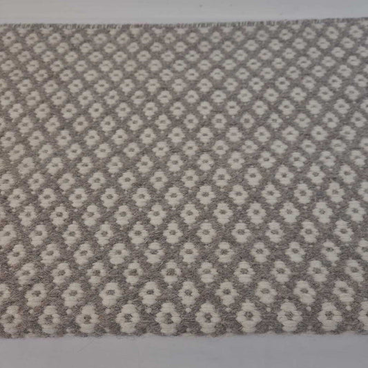 GREY & CREAM WOOL MAT