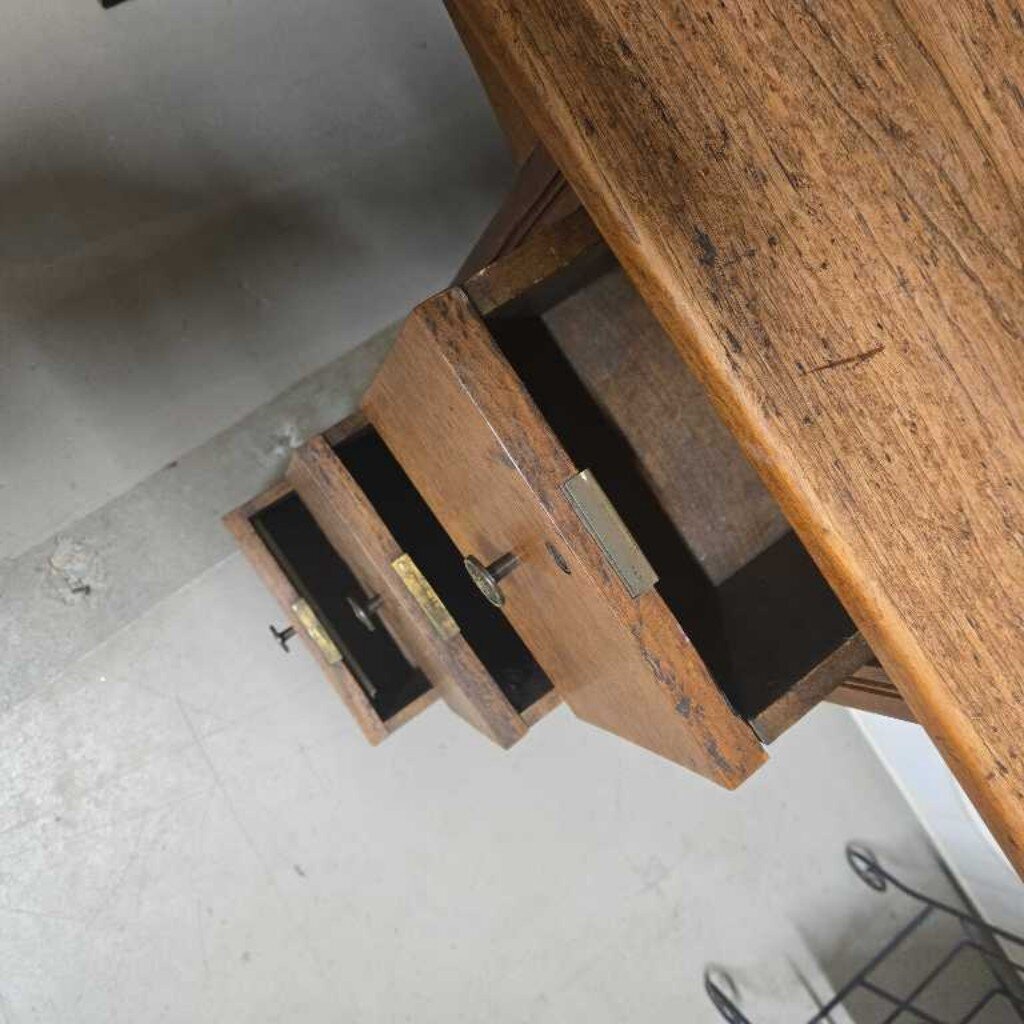 ANTIQUE HIDDEN SECRATERY DESK