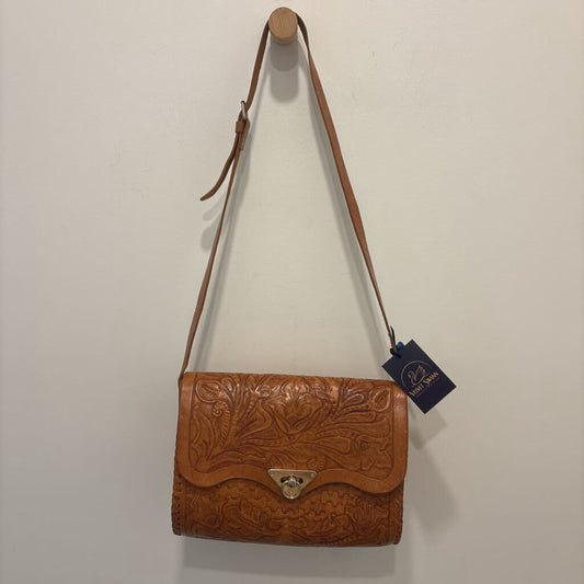 VINTAGE TOOLED LEATHER WESTERN/BOHO SHOULDER BAG