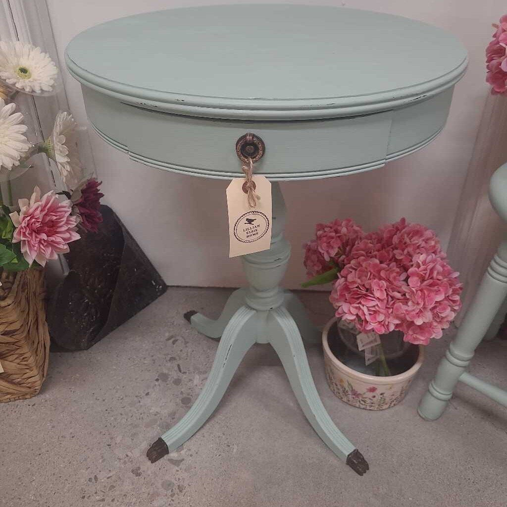 Petite Vintage Accent Table/Drawer