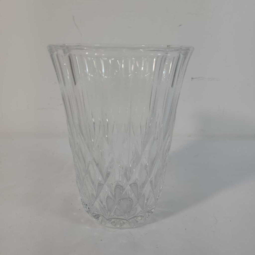 6" CRYSTAL VASE