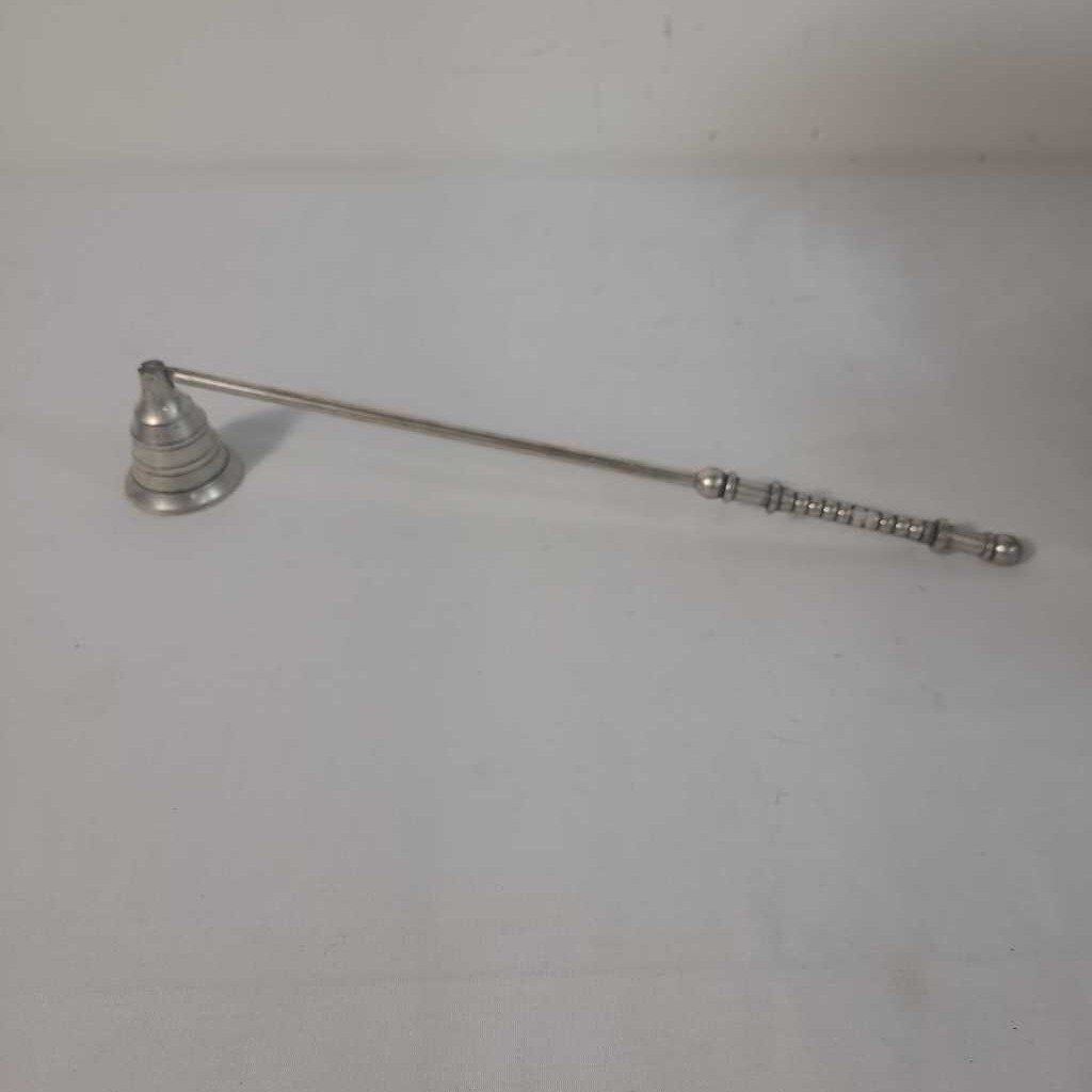 SILVER CANDLE SNUFFER