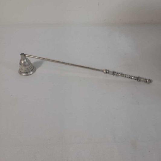 SILVER CANDLE SNUFFER