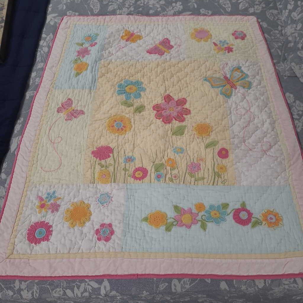 POTTERY BARD PINK FLORAL BABY QUILT