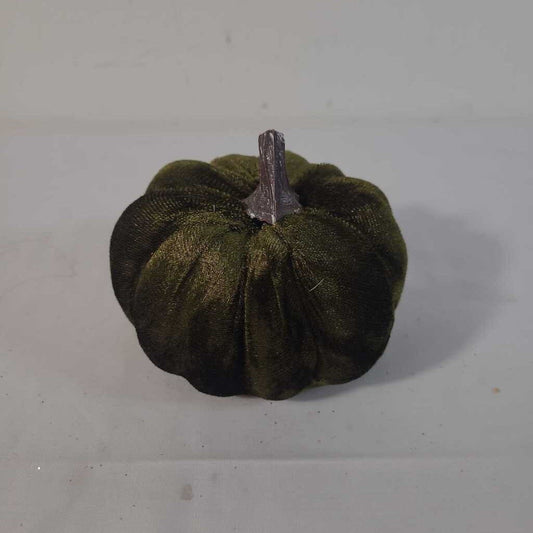 GREEN VELVET PUMPKIN