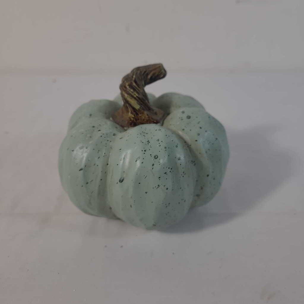 SEAFOAM PUMPKIN