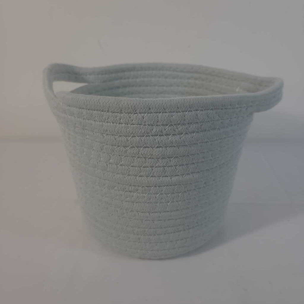 SEAFOAM FABRIC BASKET W/HANDLES