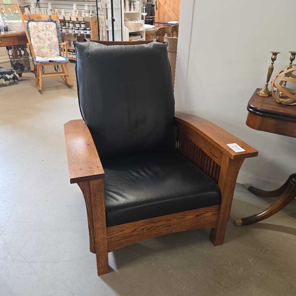 BASSETT MISSION STYLE CHAIR - BLACK