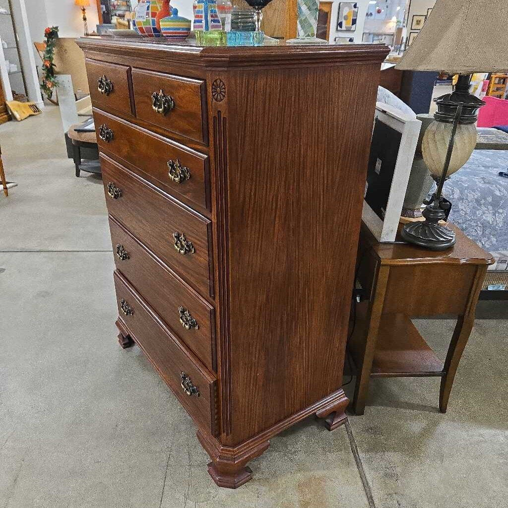 6 DRAWER SOLID WOOD DRESSER