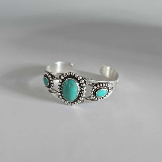 Vintage Navajo Sterling and Turquoise Bracelet