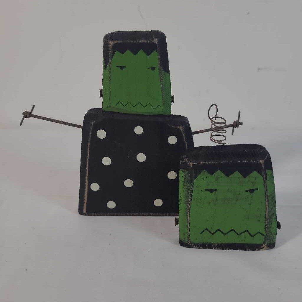PR FRANKENSTEIN WOODEN DECOR