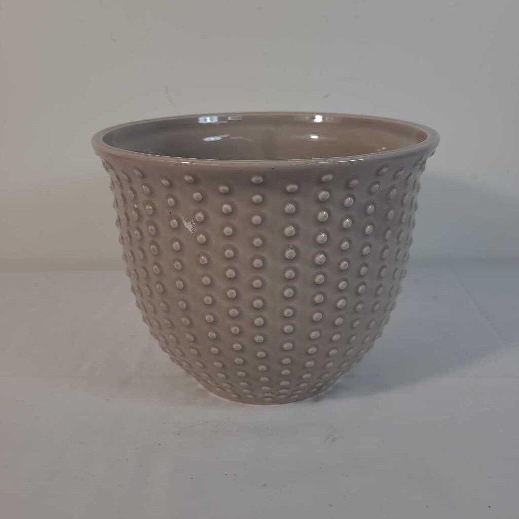 BROWN DIMPLED POT